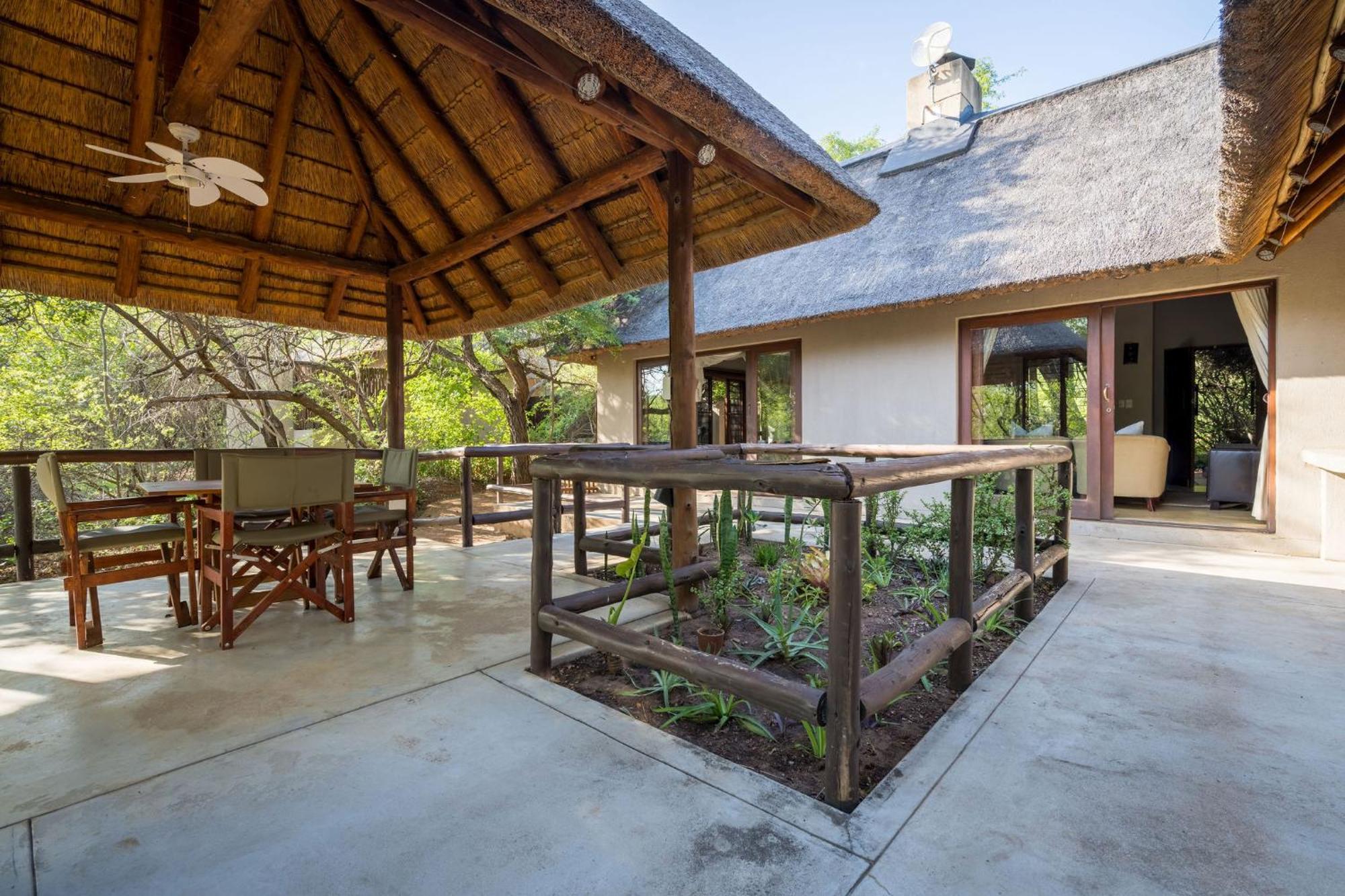 Raptors Lodge Hoedspruit Exteriér fotografie
